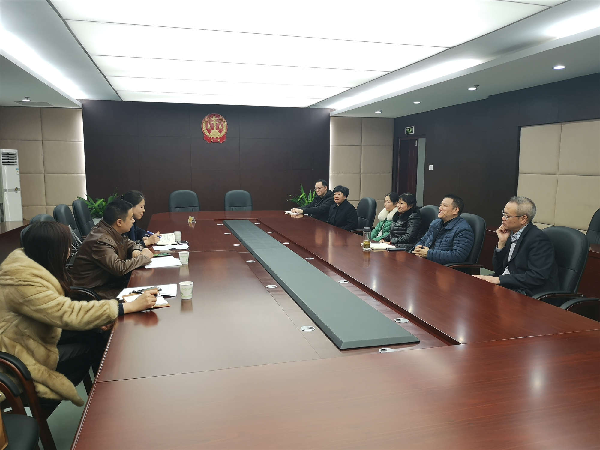 《中国审判》座谈.jpg 《中国审判》座谈.jpg