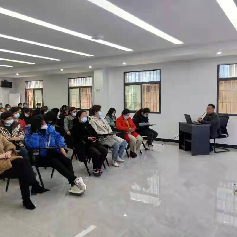 法制讲座.jpg 法制讲座.jpg